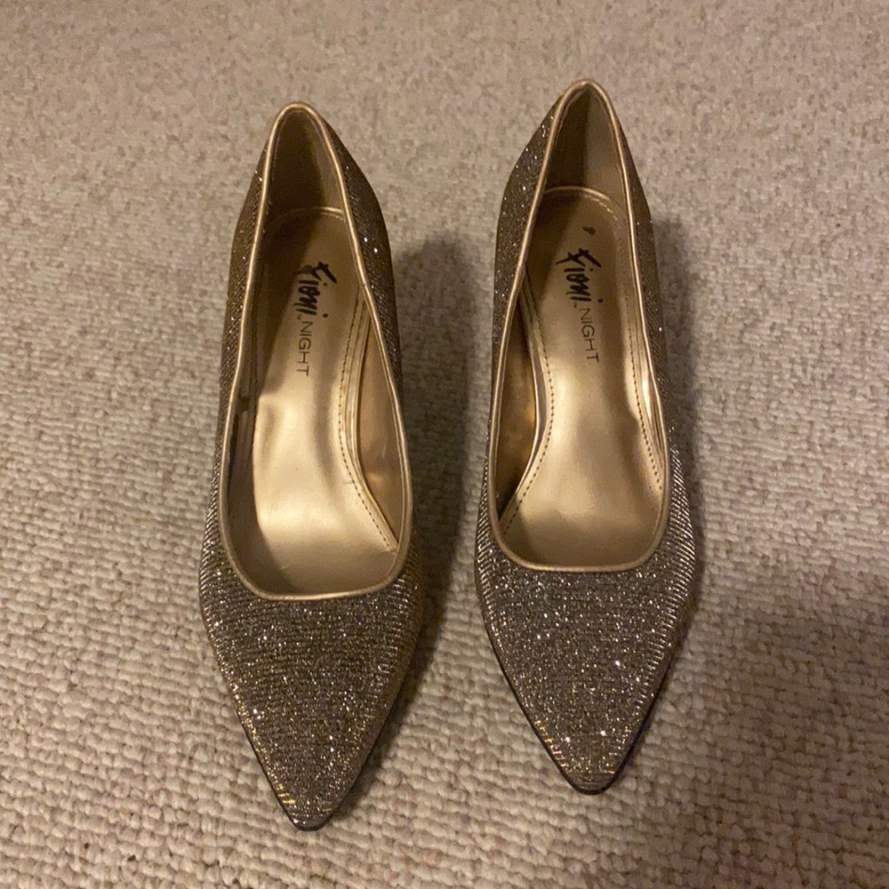 Sparkle pump